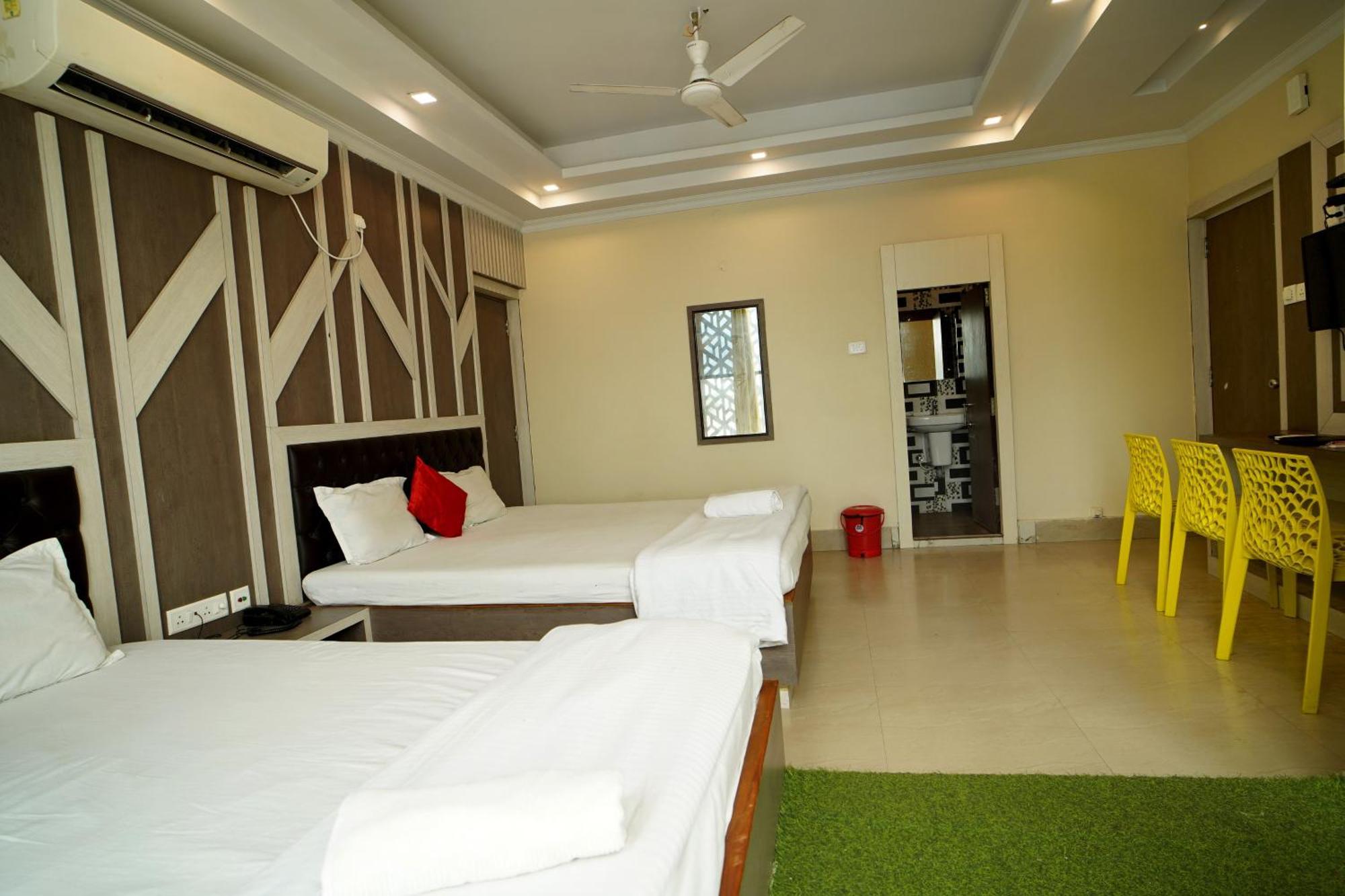 Royal Sea View !! Beach Front With Free Wifi !! Digha  Kültér fotó