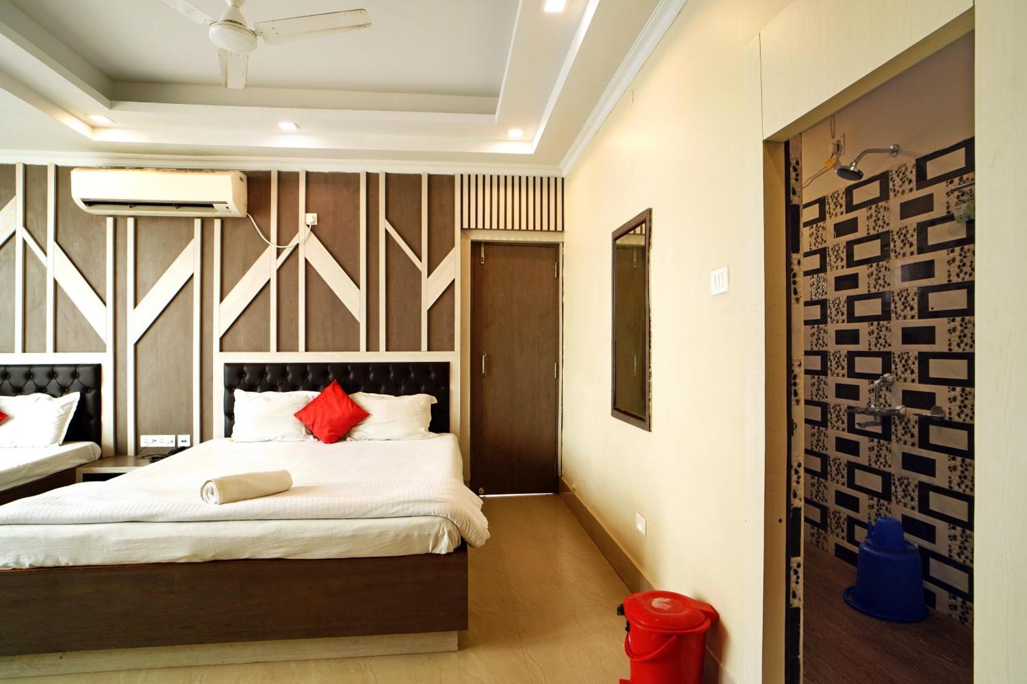Royal Sea View !! Beach Front With Free Wifi !! Digha  Kültér fotó