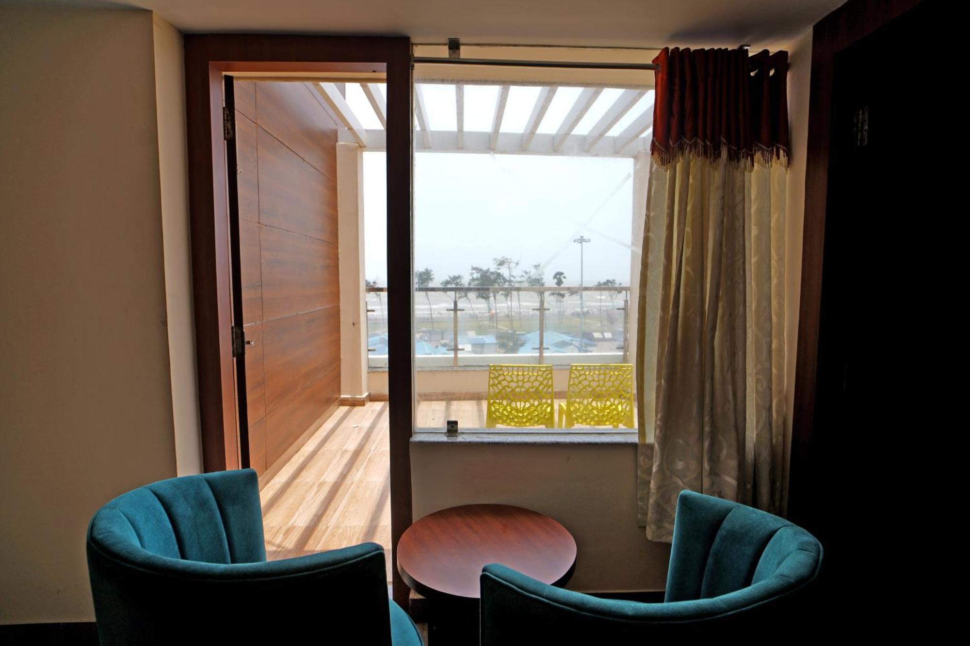 Royal Sea View !! Beach Front With Free Wifi !! Digha  Kültér fotó