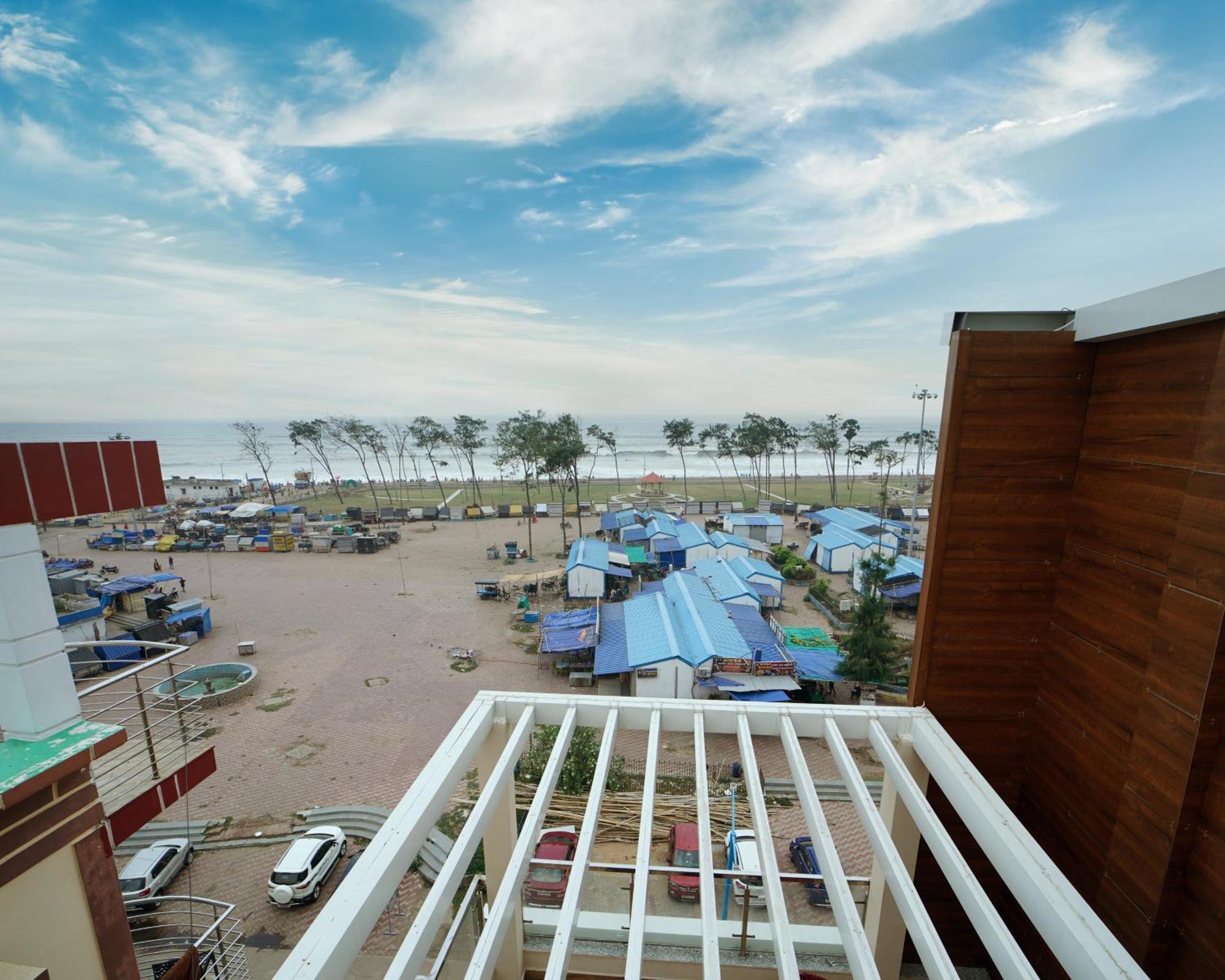 Royal Sea View !! Beach Front With Free Wifi !! Digha  Kültér fotó